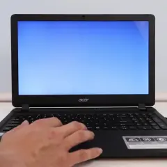 Jak zresetować laptop Acer Windows 10 i uniknąć utraty danych