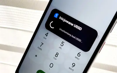 Telefon sam się wyłącza po uruchomieniu kodu USSD. Komunikat na ekranie informuje o inicjowaniu USSD.