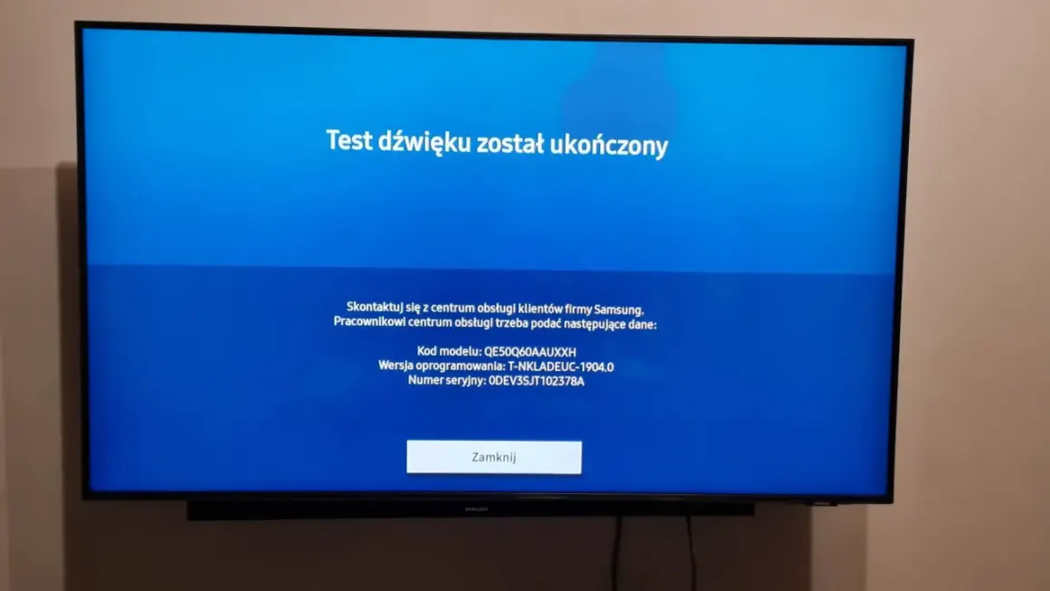 Test dźwięku zakończony na TV Samsung. Jeśli chcesz wyciszyć dźwięk, skontaktuj się z obsługą klienta.