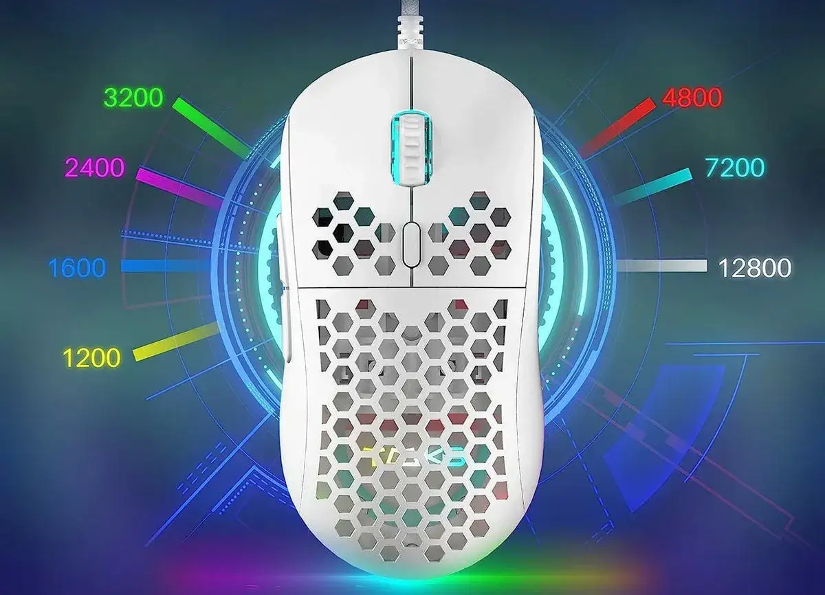 Biała myszka gamingowa z podświetleniem RGB i skalą DPI (1200-12800). Czy to myszka optyczna czy laserowa?