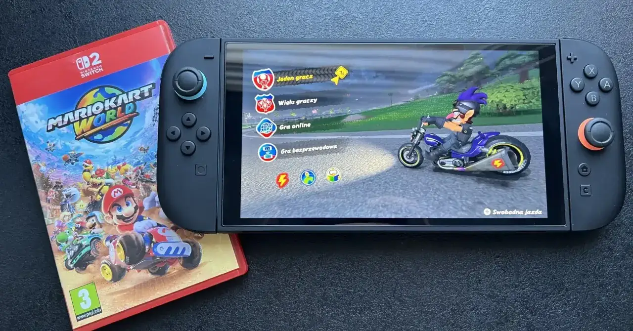 Na ekranie Nintendo Switch widać menu gry Mario Kart 8 Deluxe w języku polskim, co potwierdza, że Nintendo Switch ma polskie menu.